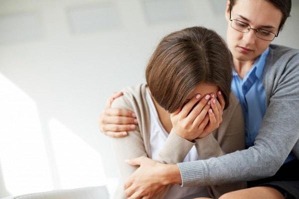 Phân biệt bệnh trầm cảm với bệnh tâm thần phân liệt