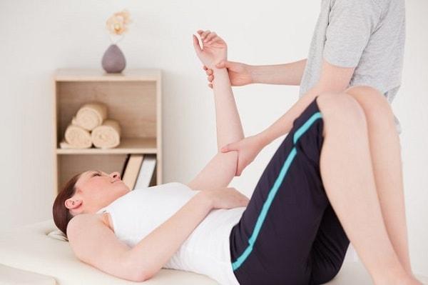 Điều trị bệnh viêm gân với bác sĩ Điều trị bệnh viêm gân với bác sĩ